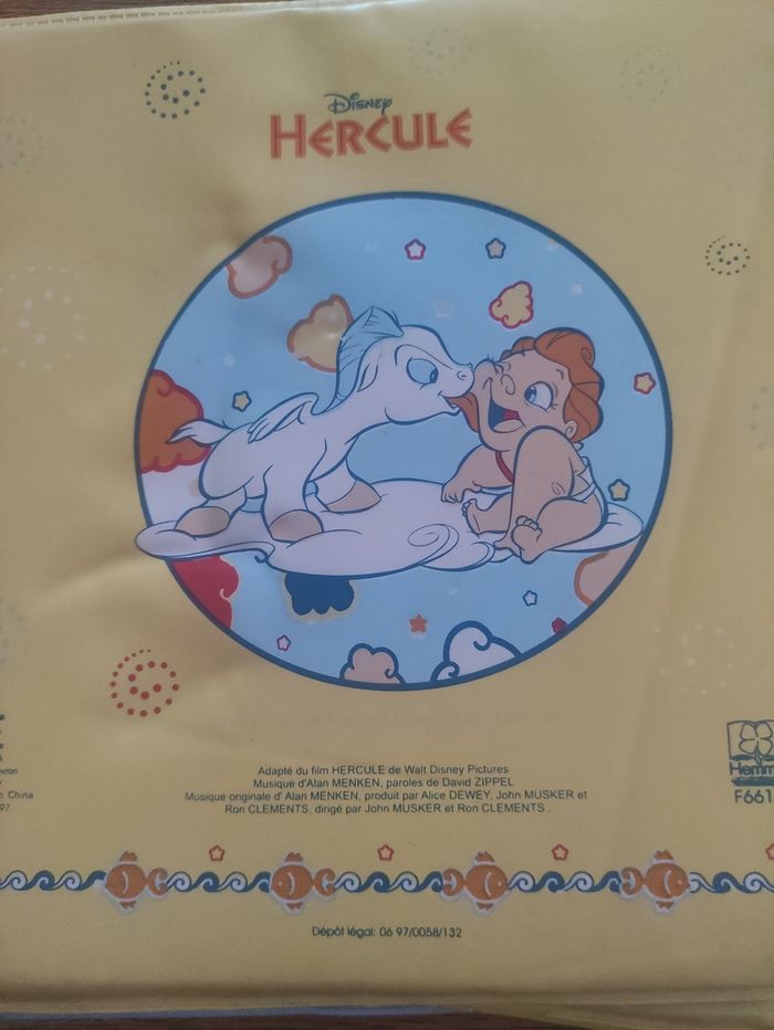 Livre jeu hercule Disney