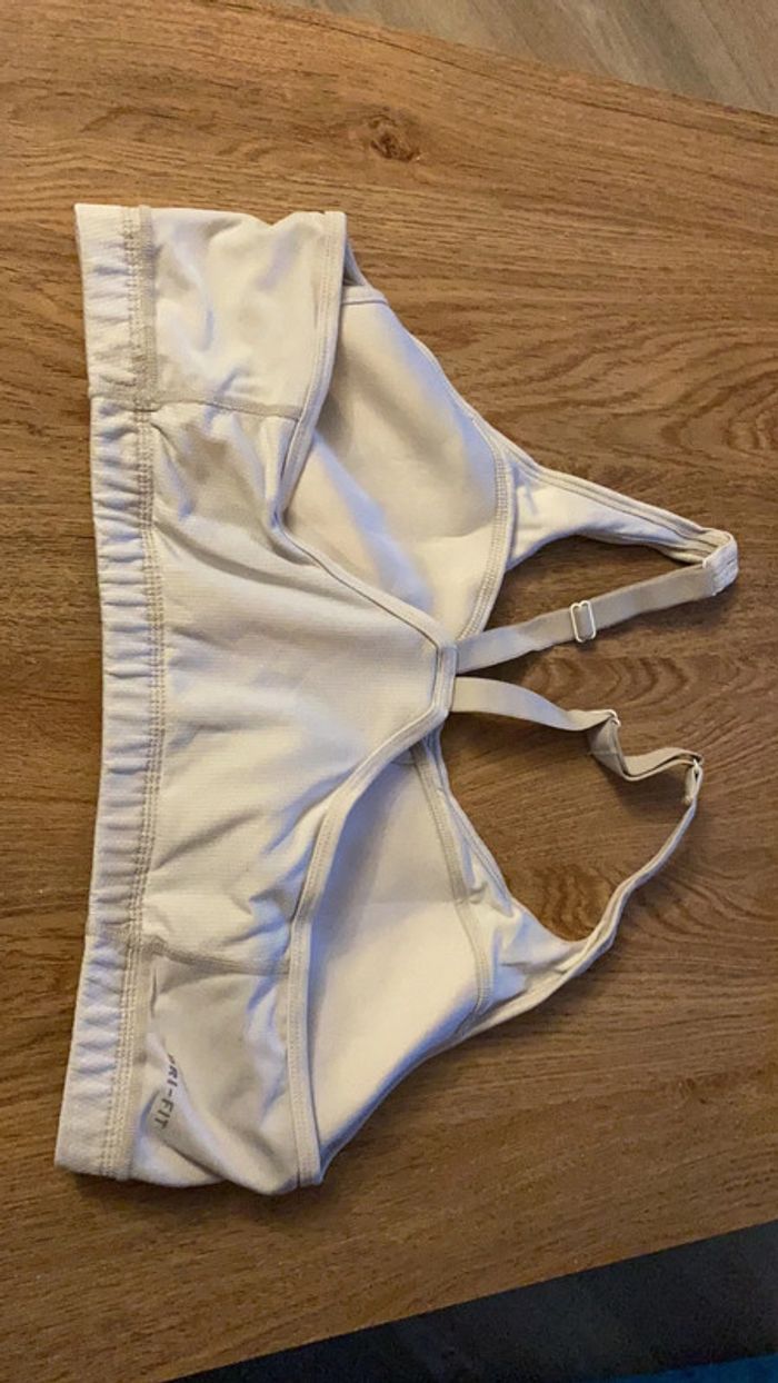 Brassière Nike - photo numéro 10