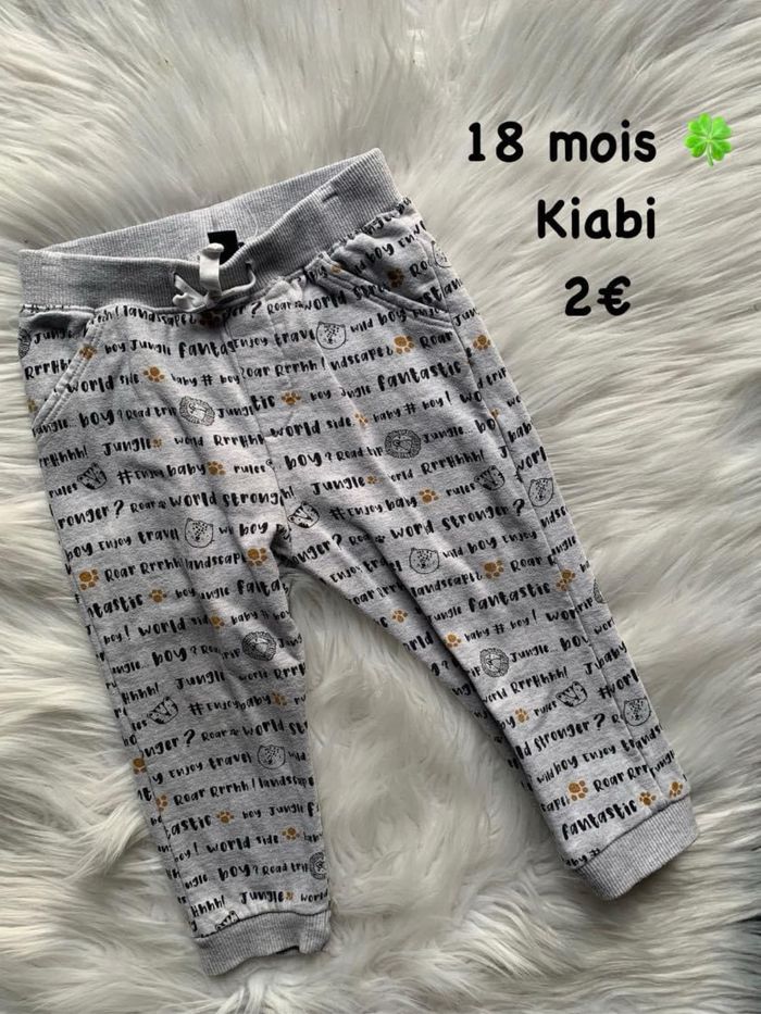 Pantalon 🍀 18 mois 🍀 Kiabi