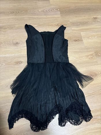 Robe noire dentelle et tulle