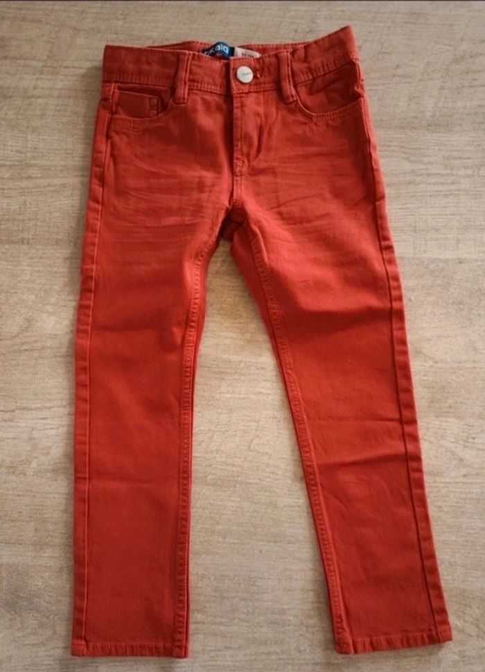 Jeans neuf 3ans - photo numéro 2