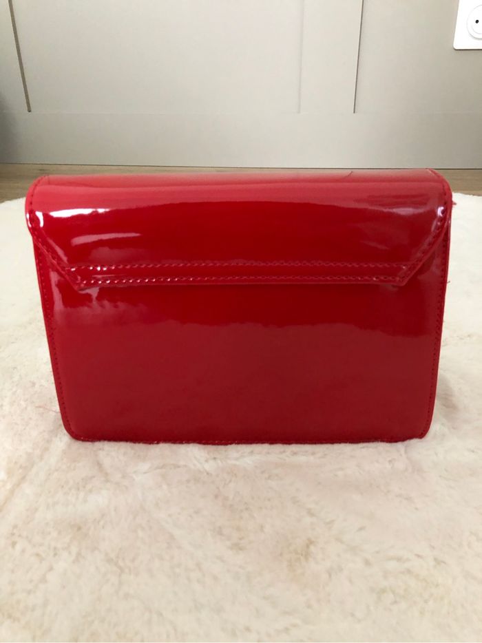 Sac vernis rouge chaînette argentée - photo numéro 9