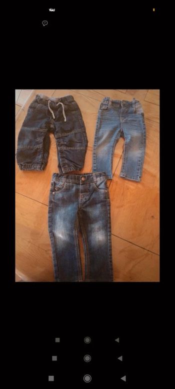 Lot 3 jeans 12 mois