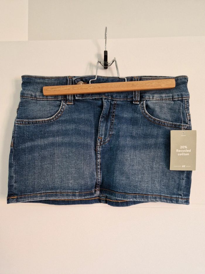 🩵 jupe en jean h&m neuve • taille 40 - photo numéro 2