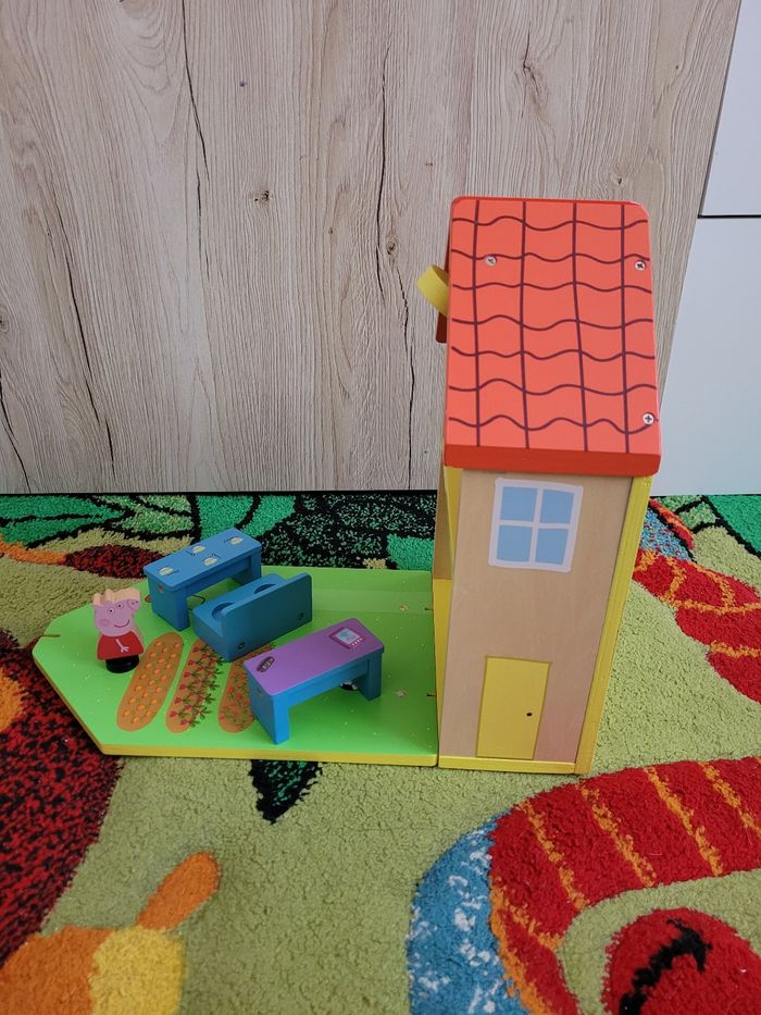 PEPPA PIG LA MAISON EN BOIS  MARQUE BANDAI - photo numéro 5