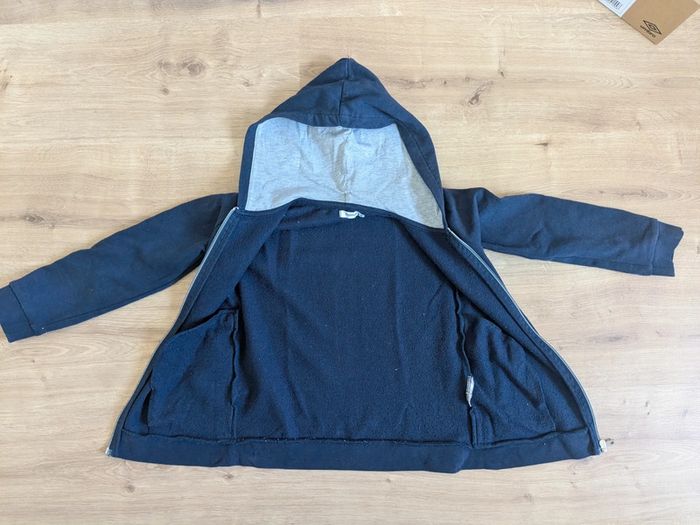 Veste bleue 8 ans - photo numéro 3
