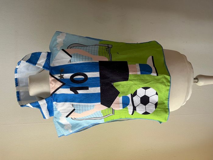 Cape de bain, serviette à capuche footballer - photo numéro 2