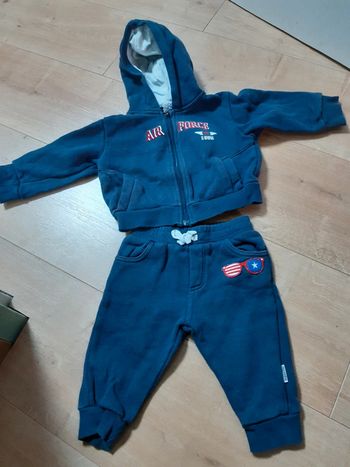 Ensemble jogging marine nano nanette 9 mois