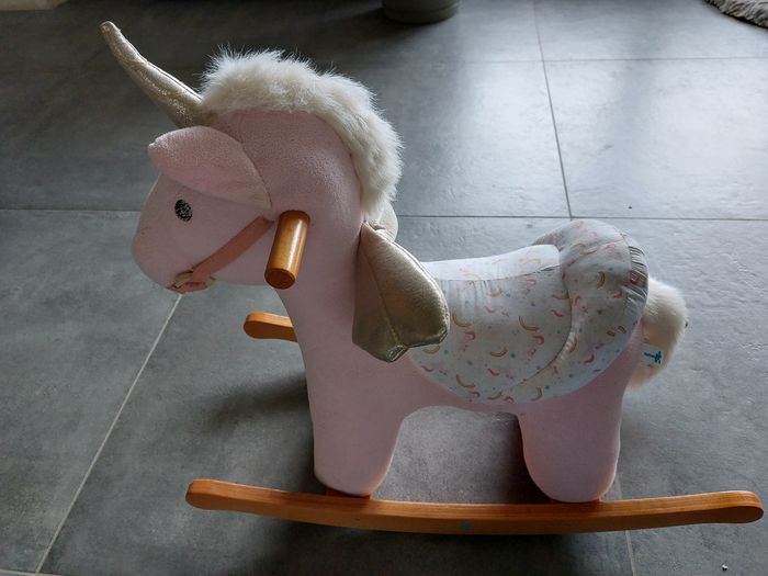 Licorne à bascule - photo numéro 3