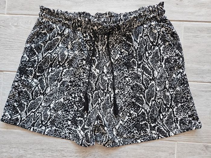 Short taille L