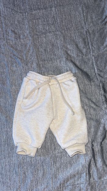 Jogging bébé neuf