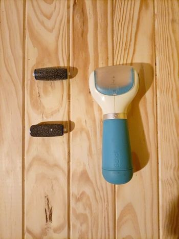 Râpe électrique pieds Scholl Velvet Smooth + recharge neuve