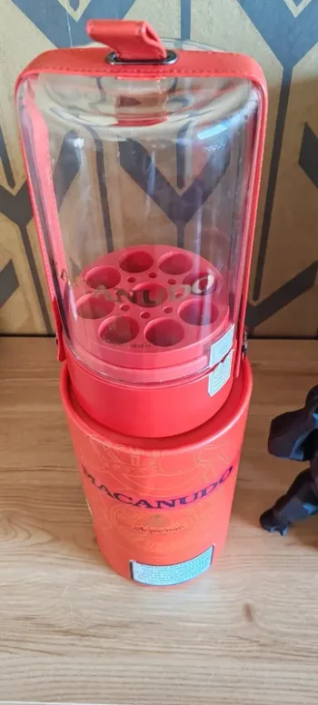 Boîte à cigare rare sous globe macanudo