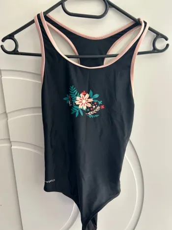 Maillot de bain taille 10 ans