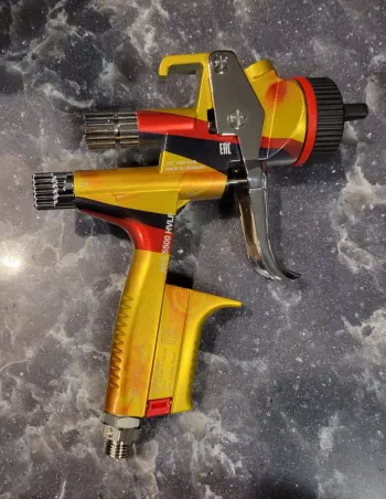Malette de 2 pistolets à peinture SATA Jet X 5500 HVLP & RP (1.2 I), en parfait état