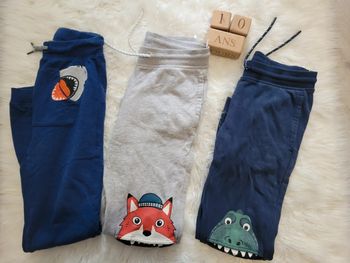 Lot pantalon sport 10ans