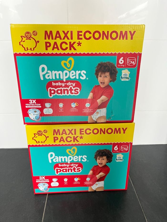 2 packs couches pants Pampers