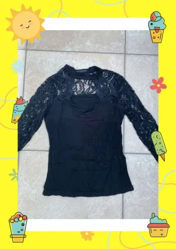 T-shirt moulant dentelle Shein