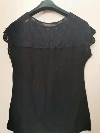 Tee shirt