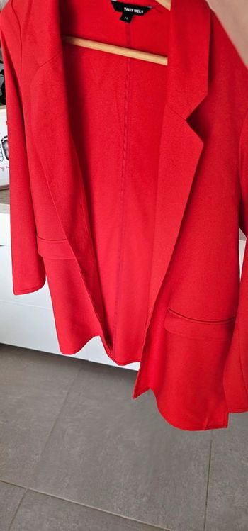 Veste rouge légere Tailly wejl taille 34