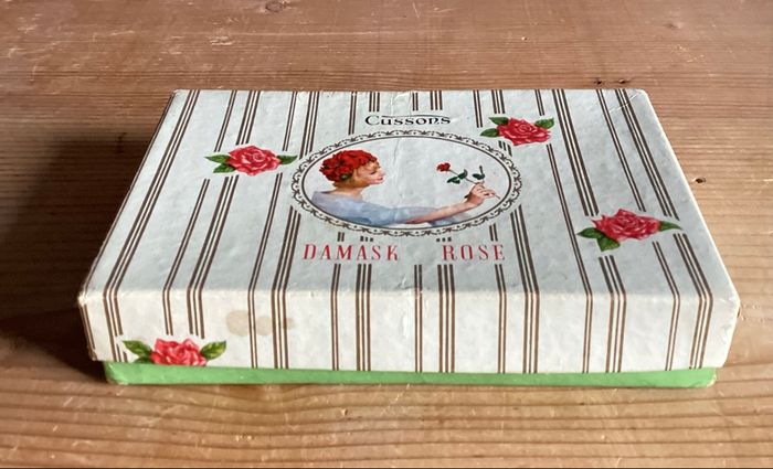 Boite cartonnée Cussons