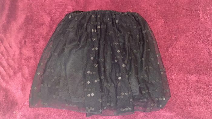 Jupe noire - photo numéro 2