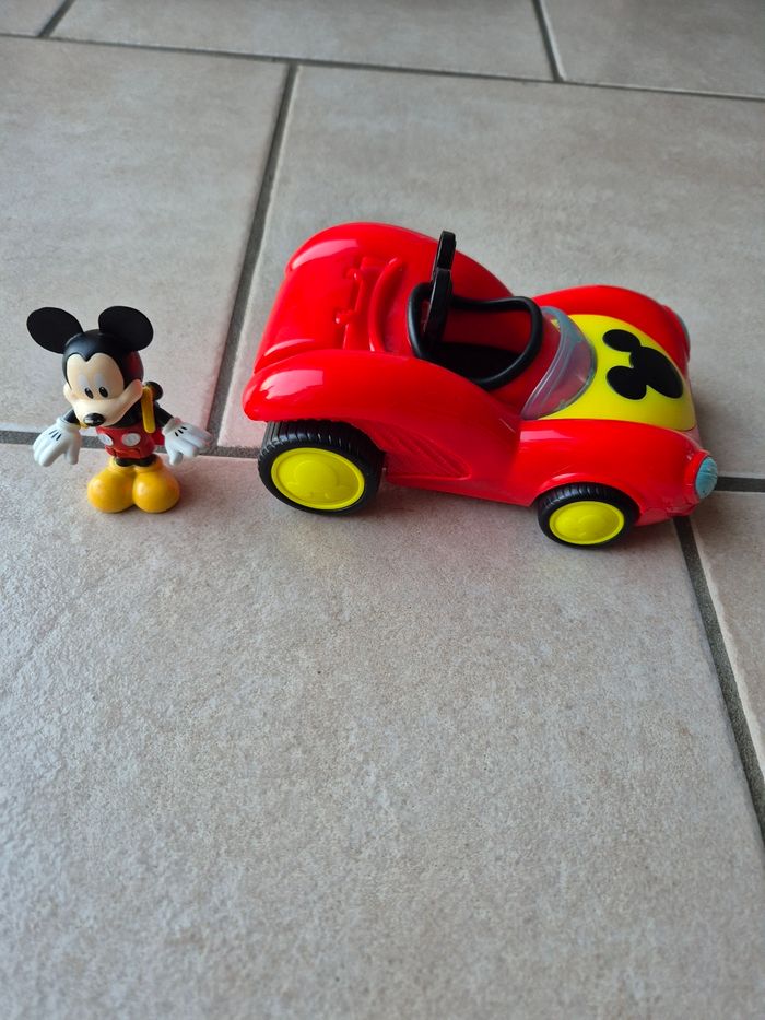 Voiture Mickey - photo numéro 3