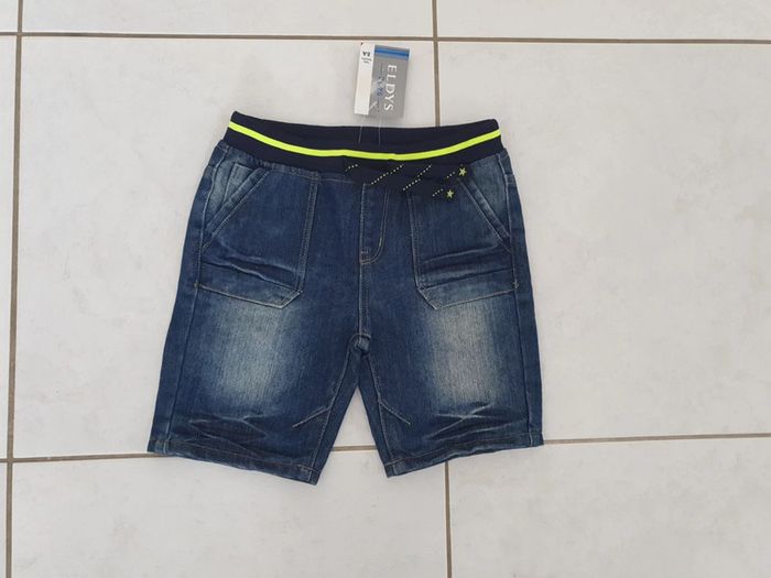 Short garçon jean 8 ans Neuf HIZ - photo numéro 2
