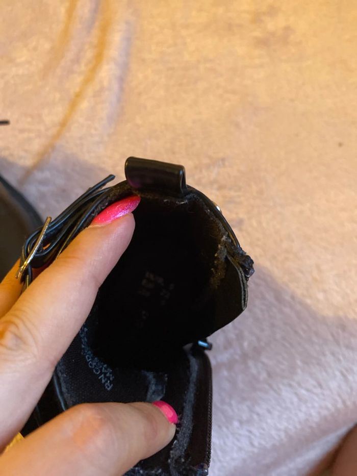 Botte noir primark pointure 22 - photo numéro 7