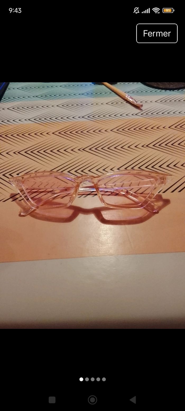 Lunette de soleil femme