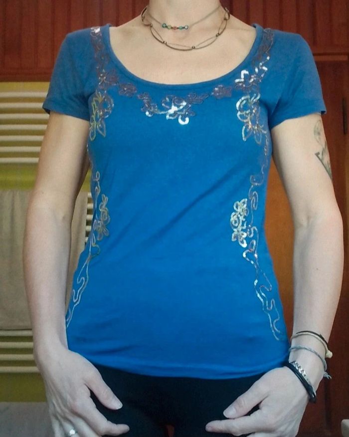 T-shirt femme Violet avec sequins - photo numéro 5
