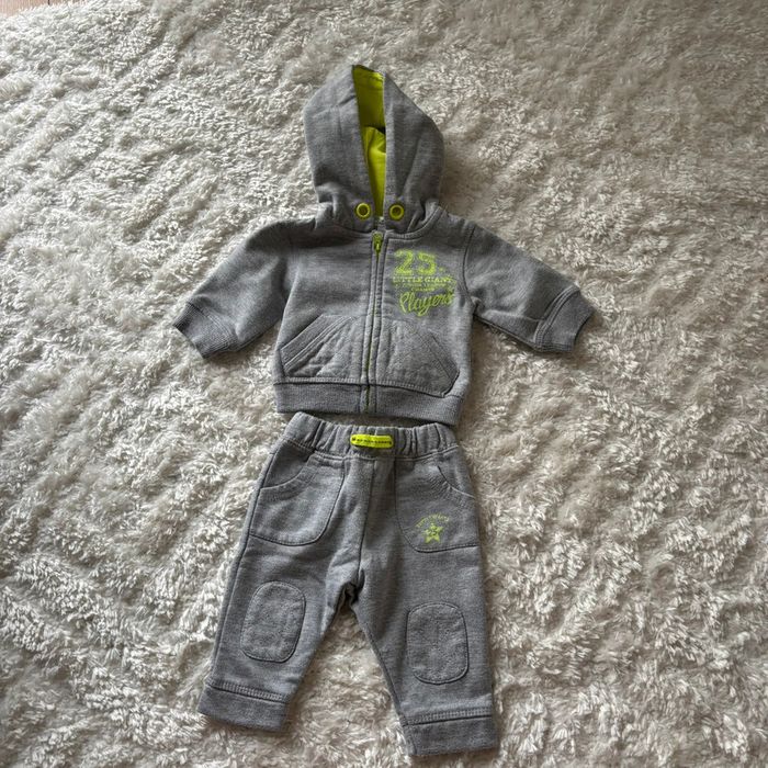 Ensemble jogging 1 mois