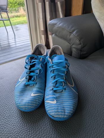 Crampon moulé