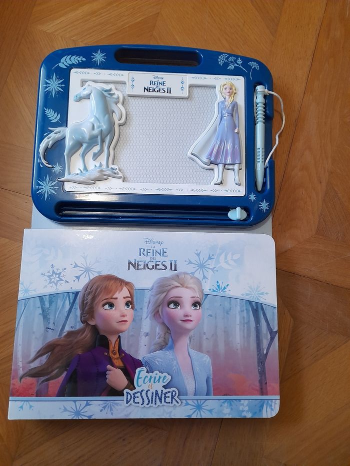 Tablette dessin reine des neiges