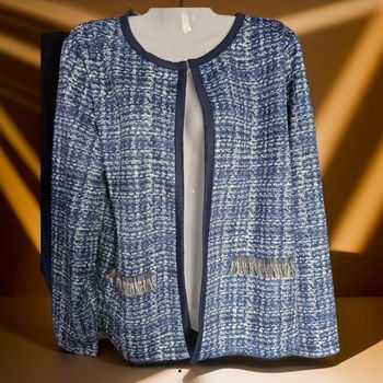 Magnifique veste effet tissé, à franges