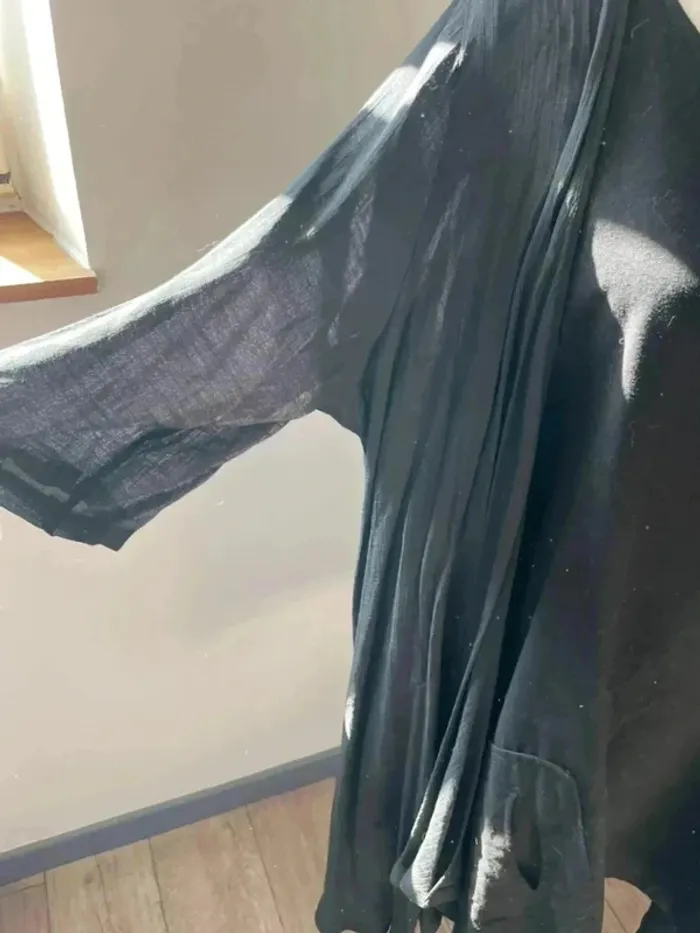 Robe noire + veste   taille 5 - photo numéro 2