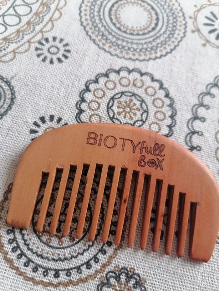 Peigne neuf Biotyfull box - photo numéro 2