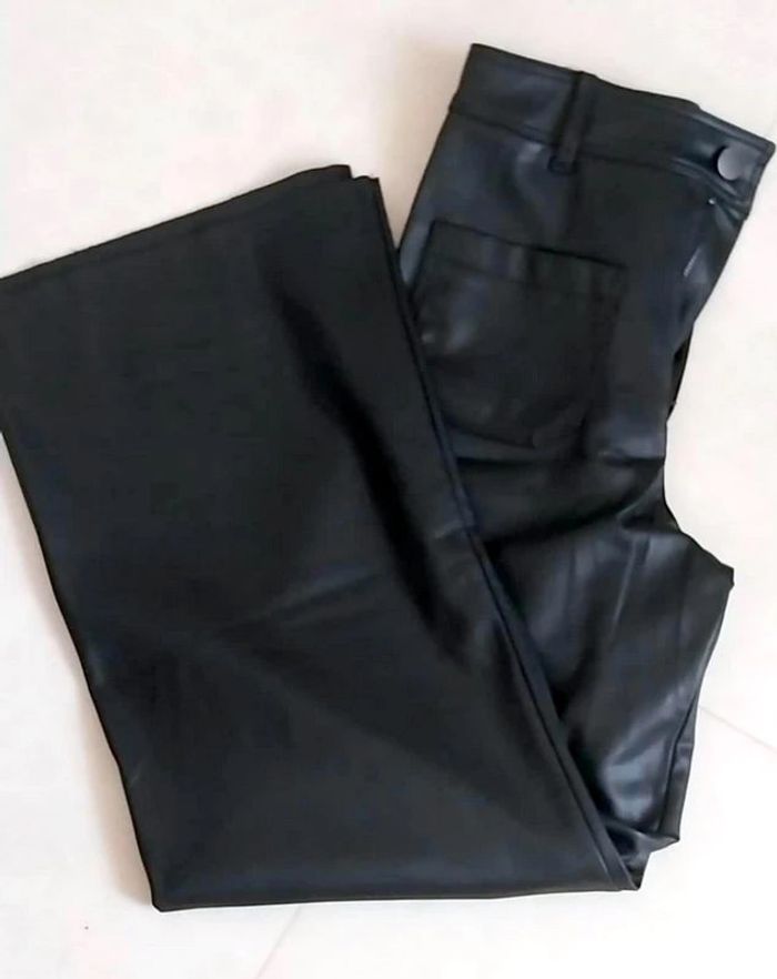 Pantalon large simili cuir zara - photo numéro 2