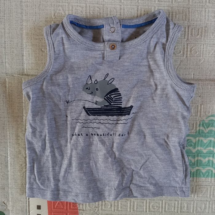 Lot polos , tee-shirt et débardeur  , 6 mois - photo numéro 2