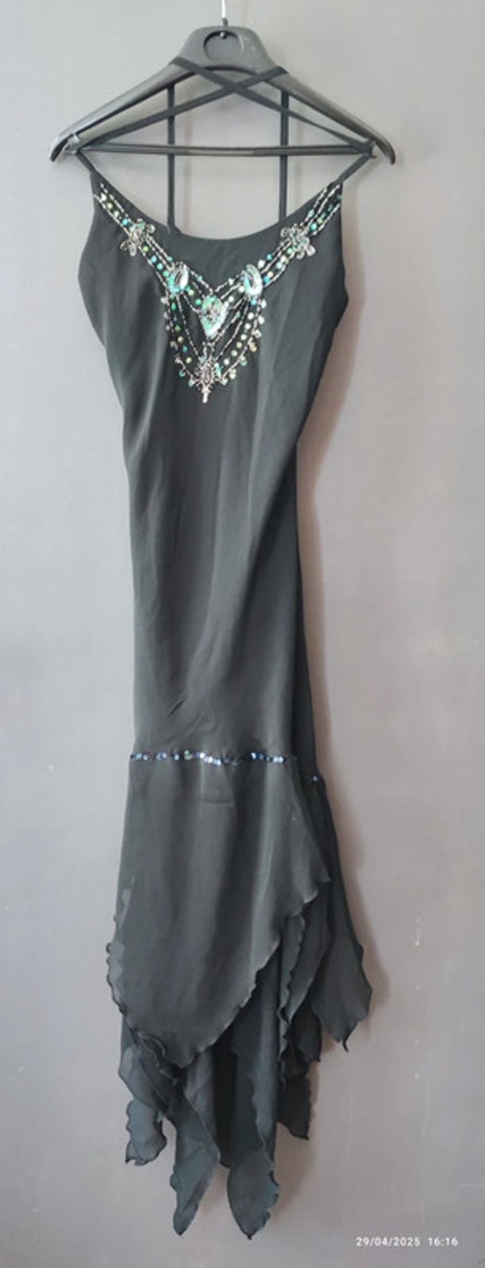 Robe noire strass et bretelles fines T38 - photo numéro 3