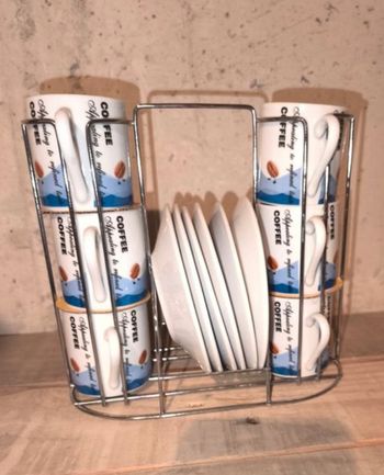 Lot de tasses et coupelles