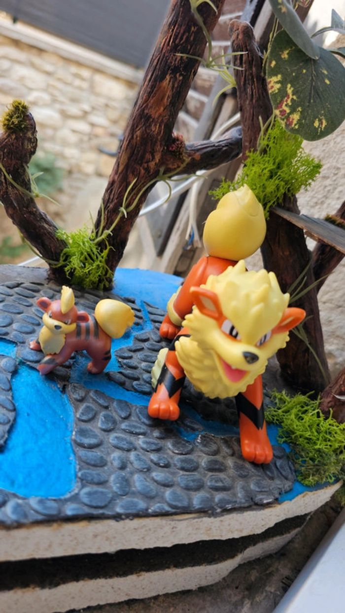 Super figurine Pokemon Nintendo Évolution Caninos Arcanin - photo numéro 3