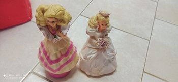 2 bouteilles de shampoing princesse