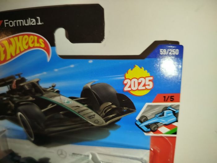 Hot Wheels Formula 1 Mercedes -AMG Petronas Formula One Team 2025 - photo numéro 9