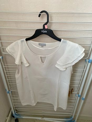 TEE shirt