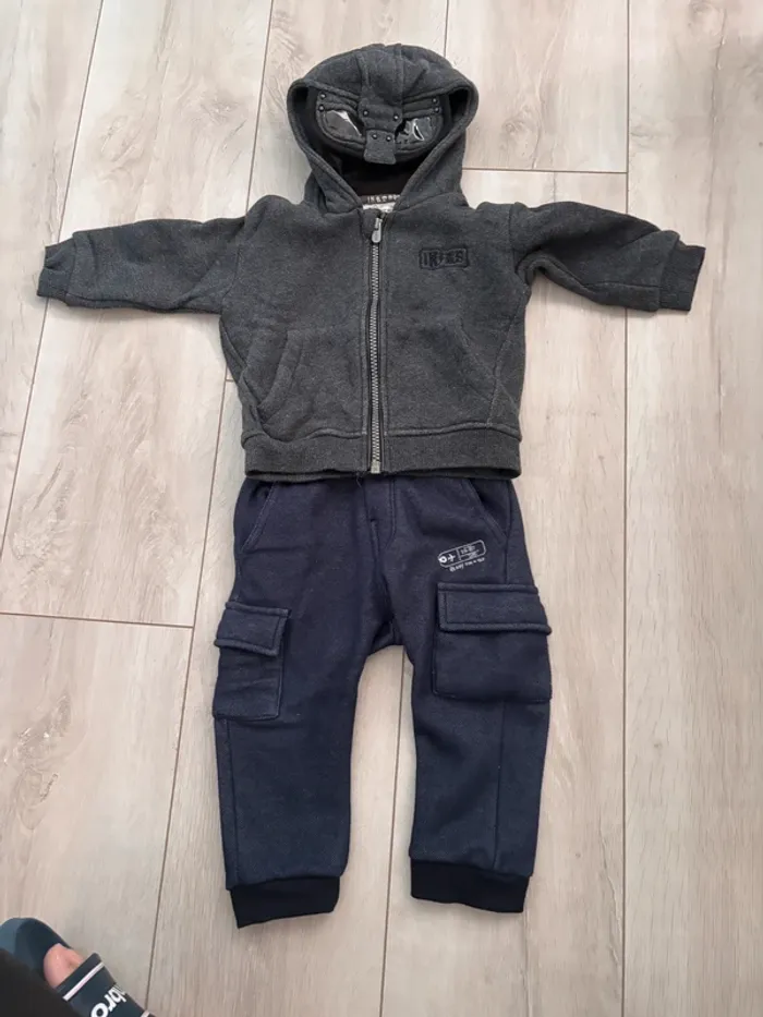 Ensemble sweat et pantalon
