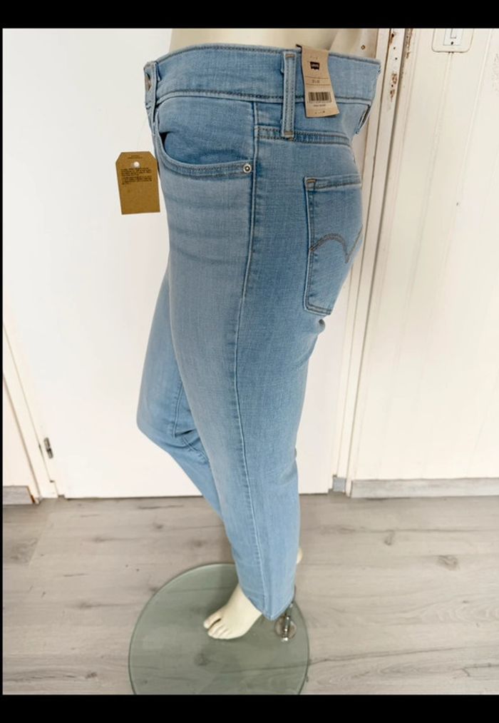 Jean Levi’s 314 Shaping Straight – Taille 29/30 – bleu clair – Neuf avec étiquette - photo numéro 11