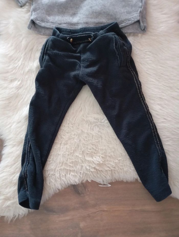Lot fille 💖 ikks 3 ans tenue décontractée sweat + bas - photo numéro 2