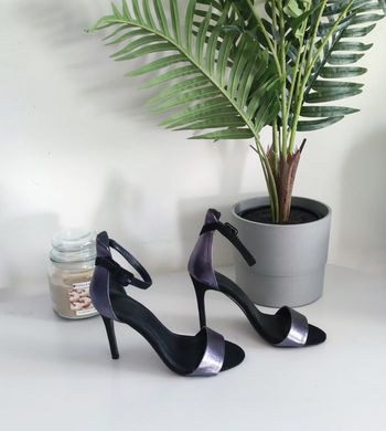 Chaussures à talons aiguilles