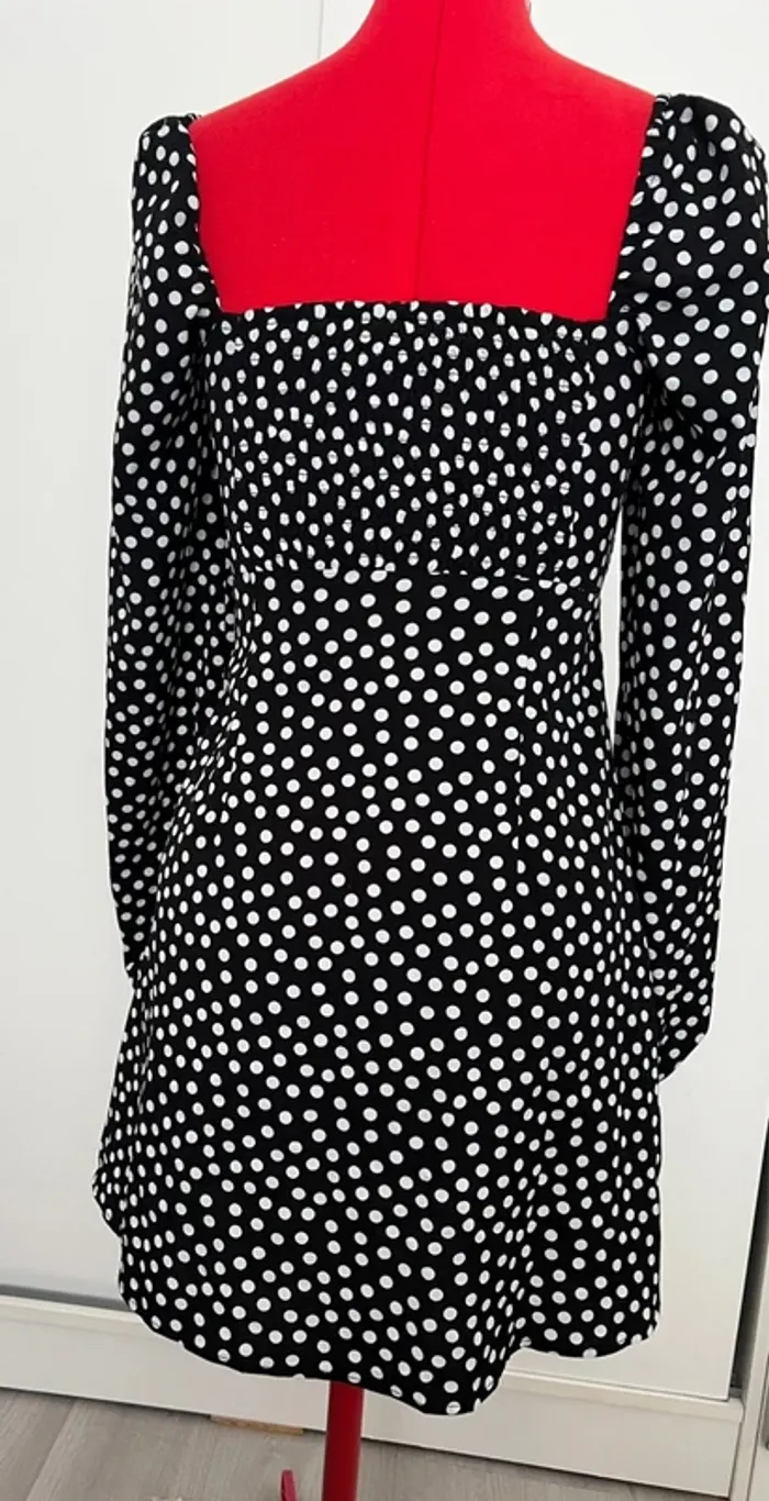 Robe babydoll manches longues noire à pois blancs H&M - photo numéro 9